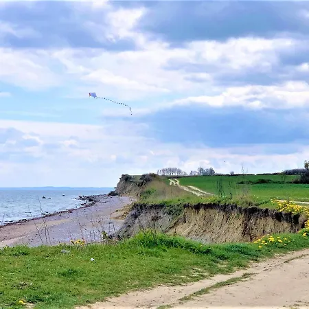 Solund - Sonne Im Herzen - Ruhige Und Sonnige Mit Terrasse Und Garten Nahe Und Ostsee Apartmán