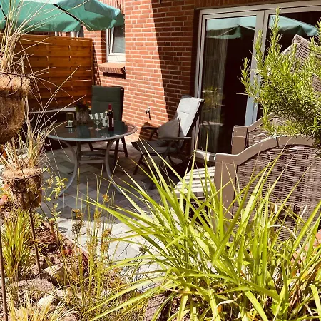 Solund - Sonne Im Herzen - Ruhige Und Sonnige Mit Terrasse Und Garten Nahe Und Ostsee Schönhagen