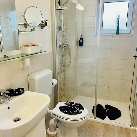 Apartmán Solund - Sonne Im Herzen - Ruhige Und Sonnige Mit Terrasse Und Garten Nahe Und Ostsee *